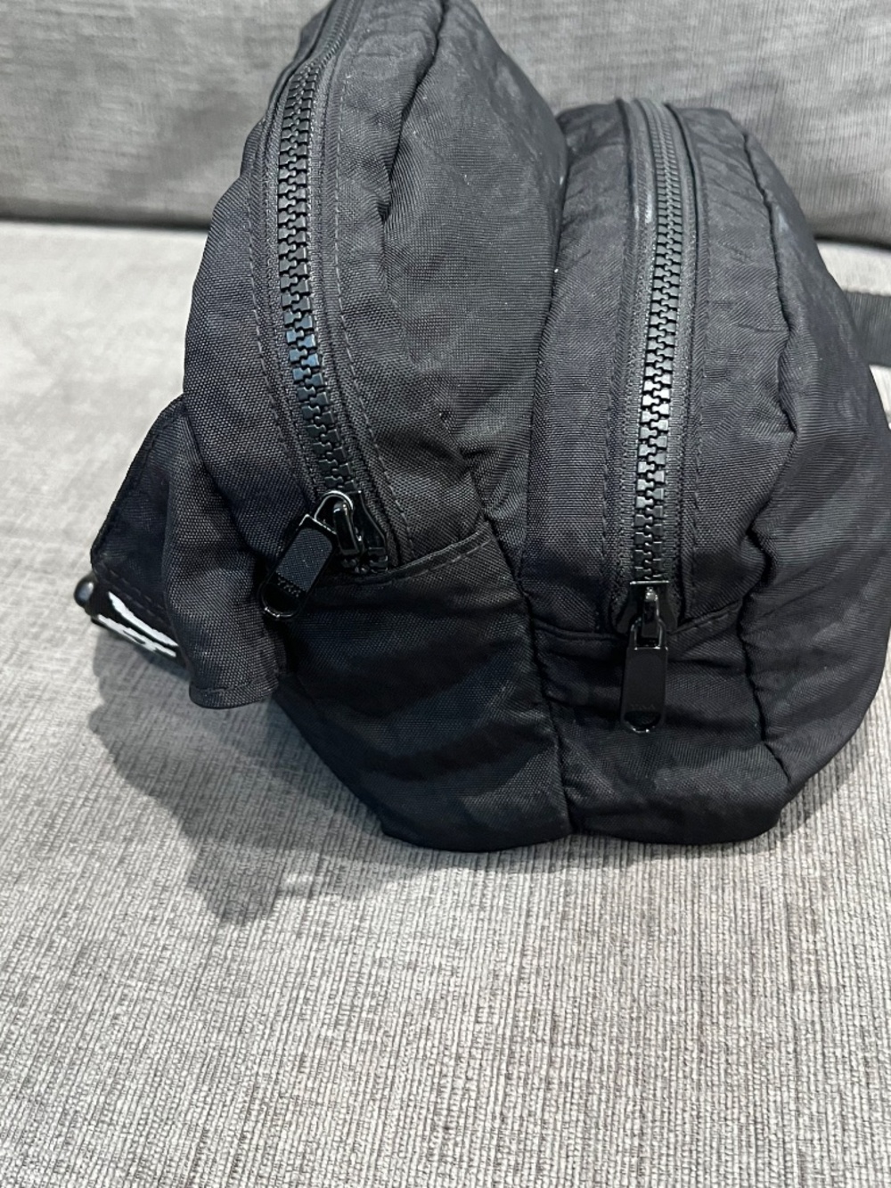 BAGGU Nylon Fanny Pack - Picture 4 of 12